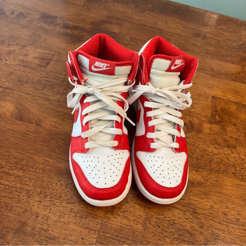 Kids Nike Dunk High Championship red white size 5.5 kids or 7 women’s - Picture 5 of 10